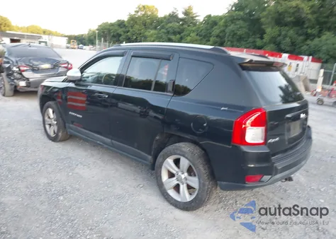 2011 Jeep Compass z USA, uszkodzony, nr VIN 1J4NF1FB4BD134597